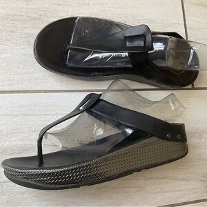 Fitflop Black leather Women's Sandals